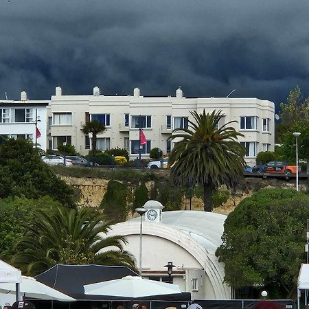 Art Deco Beauty On The Bay Hill Leilighet Timaru Eksteriør bilde